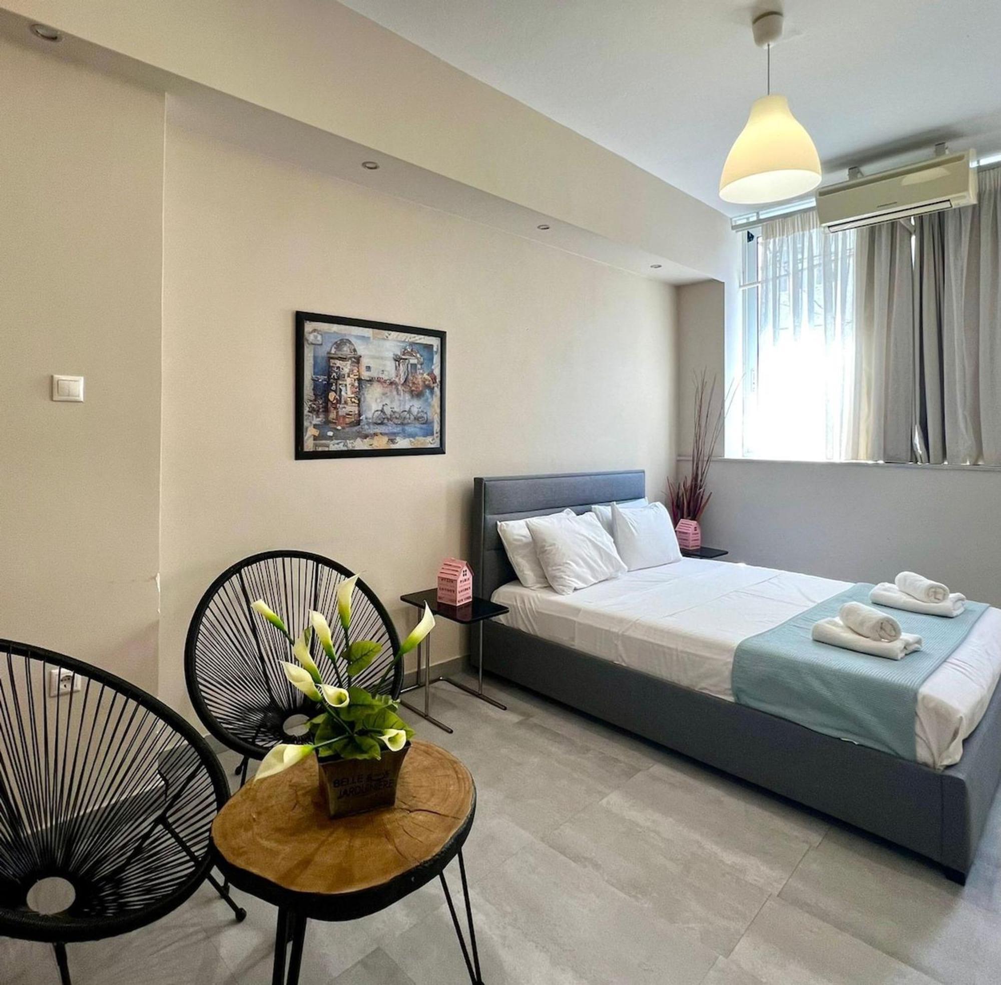 Superhost Hub #103 Plaka - Monastiraki Apartman Athén Kültér fotó