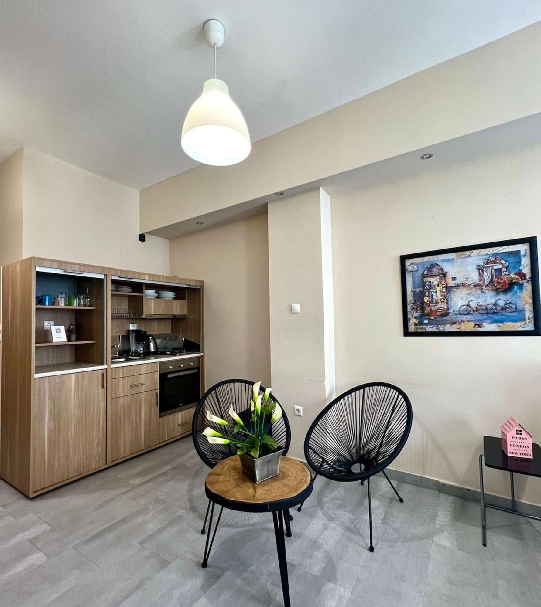 Superhost Hub #103 Plaka - Monastiraki Apartman Athén Kültér fotó